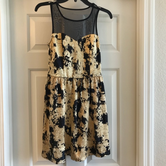 BONGO Dresses & Skirts - L Bongo gold and black dress